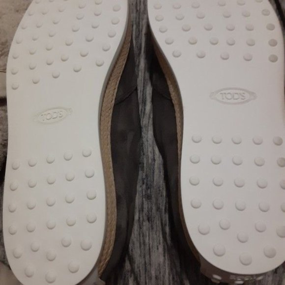 TODS MEN'S 10 1/2 GREY LOAFERS - Picture 5 of 6